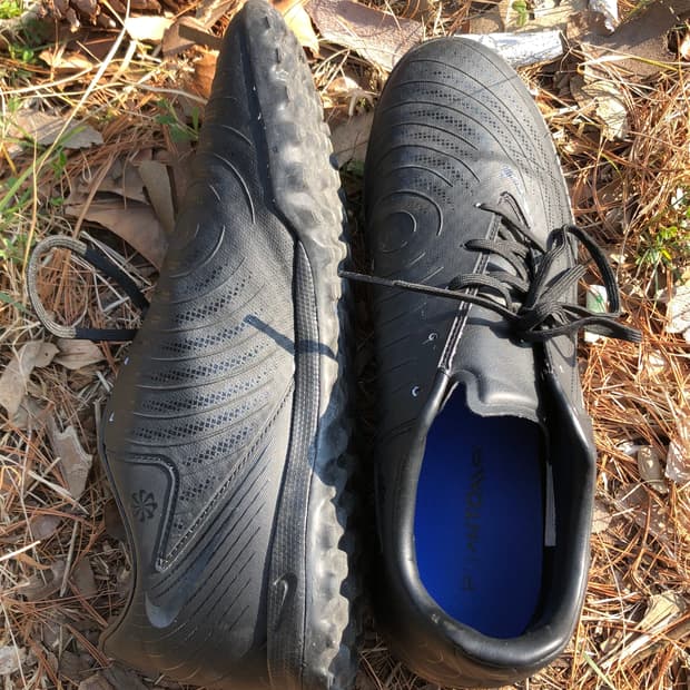 나이키 팬텀 Gx2 아카데미 TF