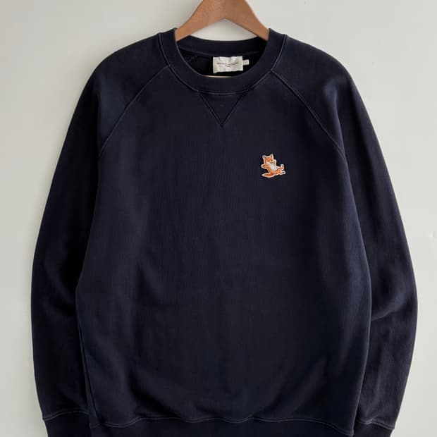 Maison Kitsune 메종키츠네 폭스패치 네이비컬러 맨투맨