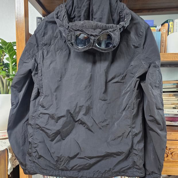 새상품급]씨피 CP컴퍼니 고글 나일론 자켓 블랙 팔아요 95 100 m