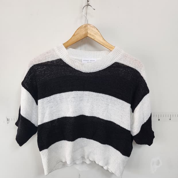 단가라 스트라이프 크롭 니트