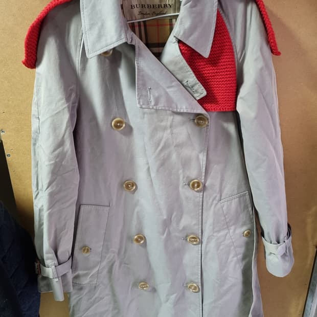 버버리 여성 트렌치코트 