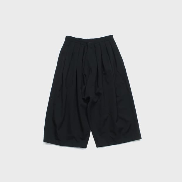 COMME des GARCONS