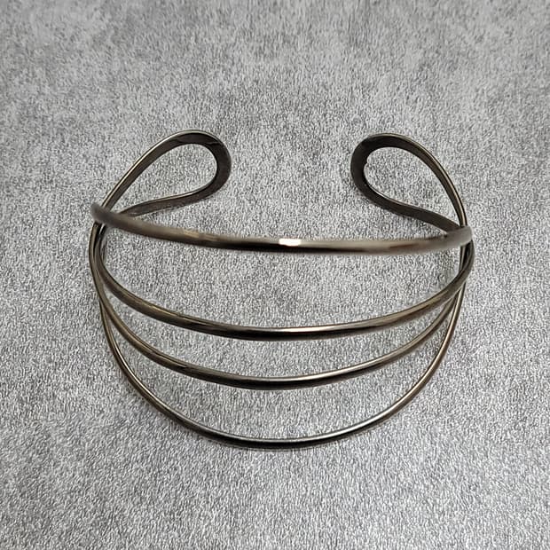 wide bangle