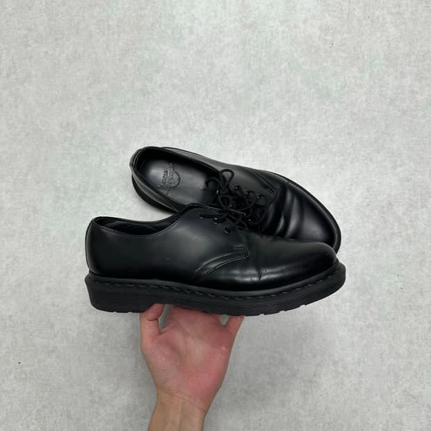 닥터마틴 1461 모노