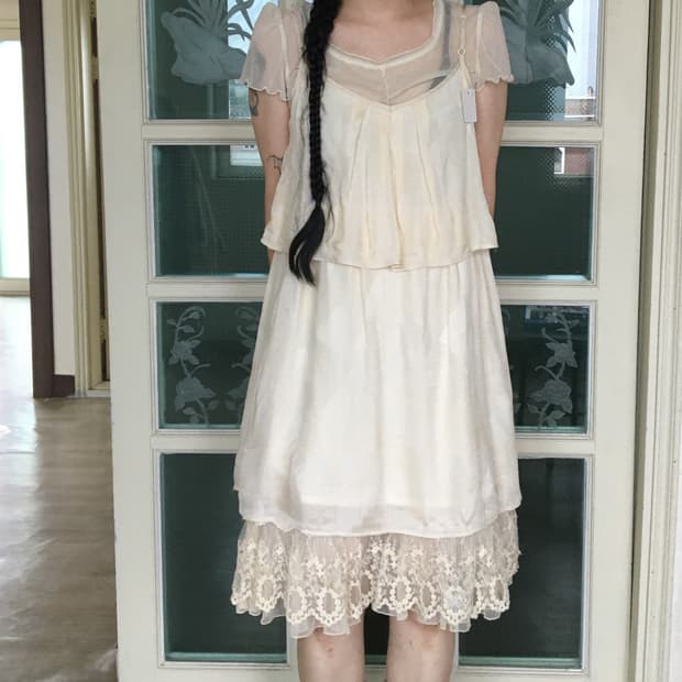 Layer point sleeveless onepiece