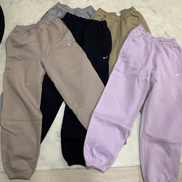 나이키 NRG 솔로스우시 트레이닝 팬츠 5벌 팝니다
