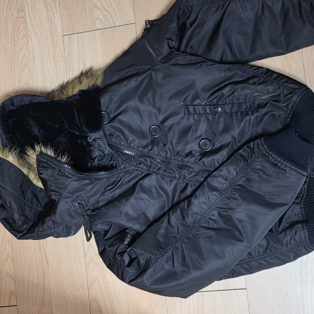 지오다노 N2B 봄버 자켓패딩 블랙