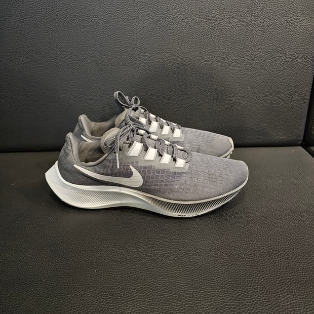 나이키 페가수스37 런닝화