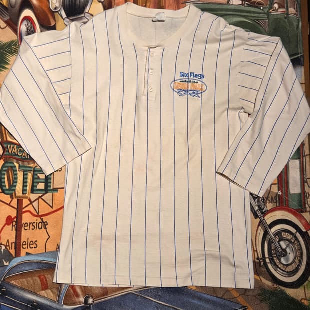 90's 식스플래그 어트랙션 네이비 셔츠