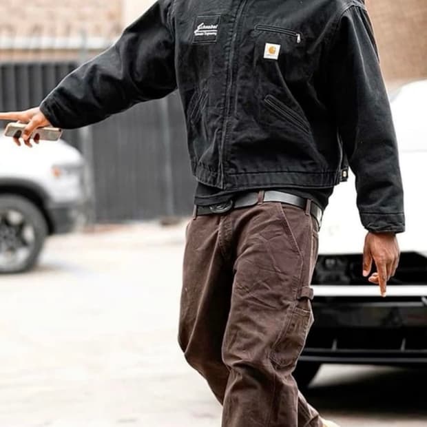 (36) 칼하트 b12 싱글니 다크 브라운