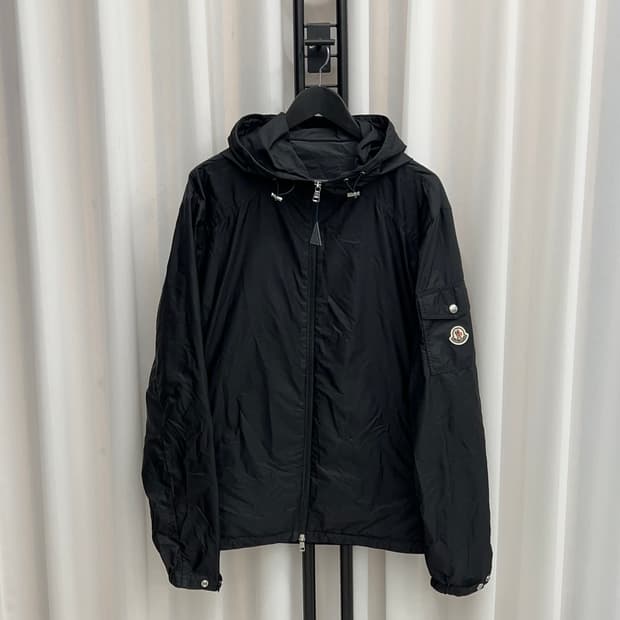 24ss 몽클레어 에티아슈 후드바람막이 블랙 (4)