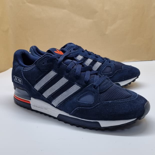 아디다스 ZX 750 남성운동화275