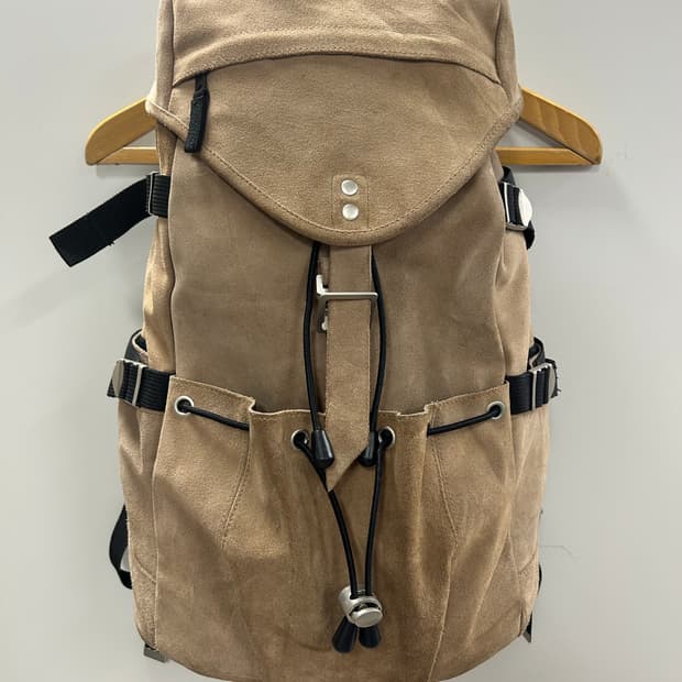 올드갭 카우 스웨이드 백팩