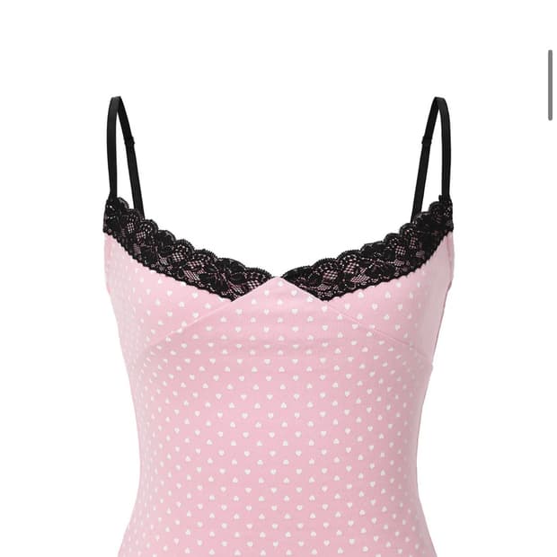 쓰리타임즈 Love spot tank top