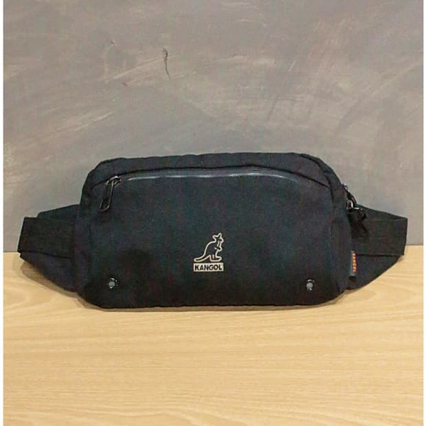 캉골 키퍼 슬링백