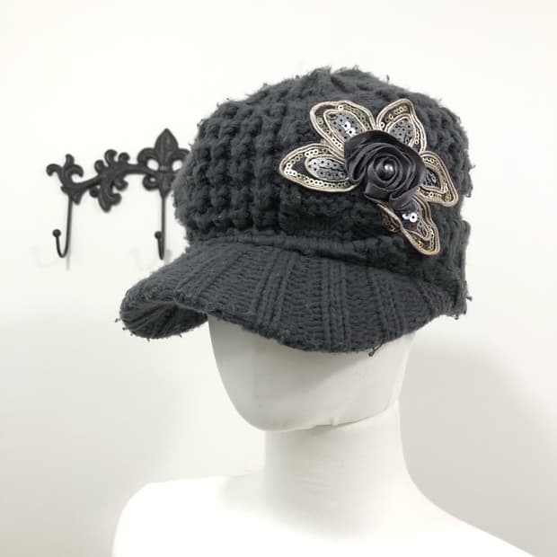 fairy floral embellished knit cap 