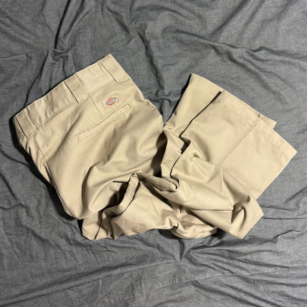 FLEX Regular Fit Straight Leg Cargo Pant