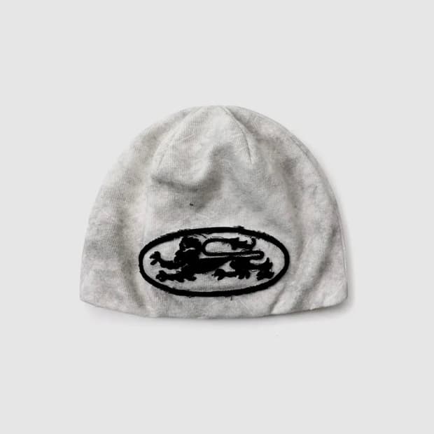 Lion Patch Beanie - Washed White