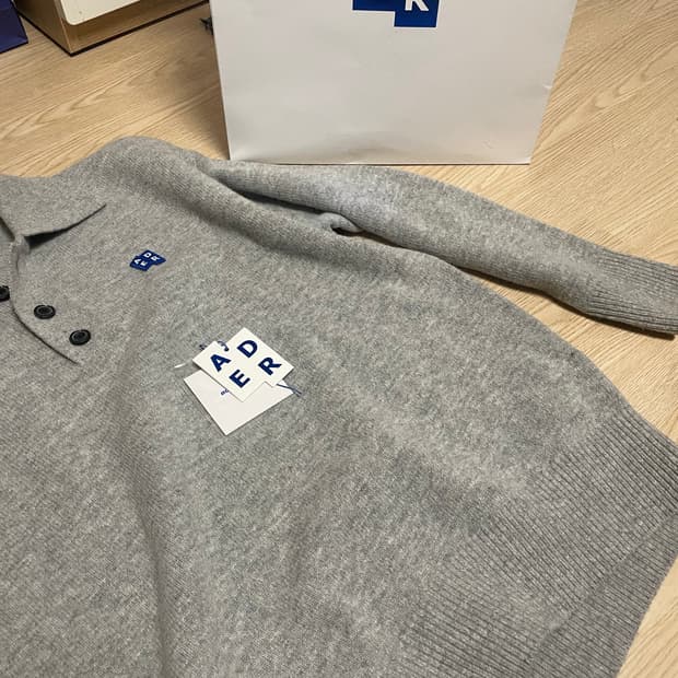 아더에러 버튼 폴로 셔츠