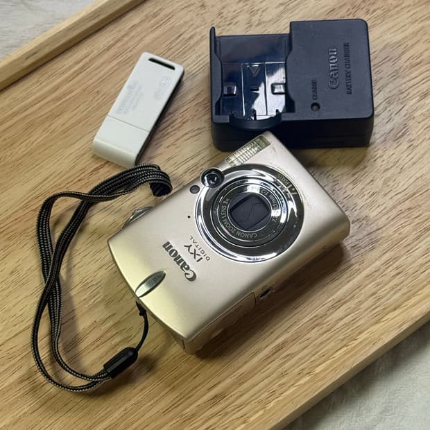 캐논 ixus 750 아일릿 원희 디카 canon 익서스 750