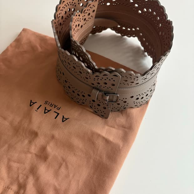 Alaia 알라이아 코르셋 벨트