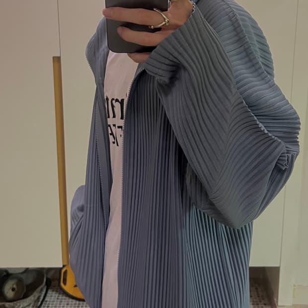 [4] 옴므플리세 8월 먼슬리 집업 