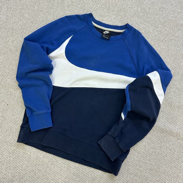 L 나이키 빅스우시 맨투맨 0316D