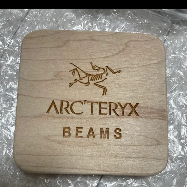 아크테릭스 무선 충전기