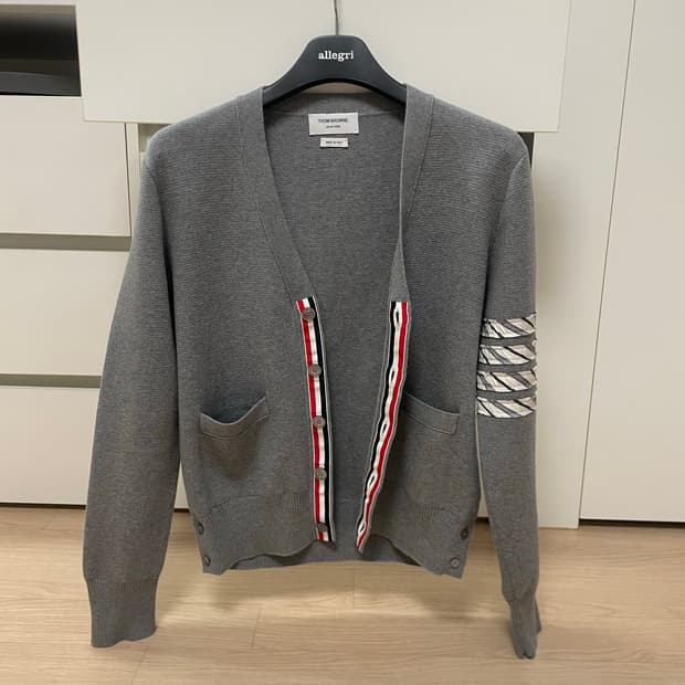 톰브라운 밀라노스티치 가디건 라이트그레이