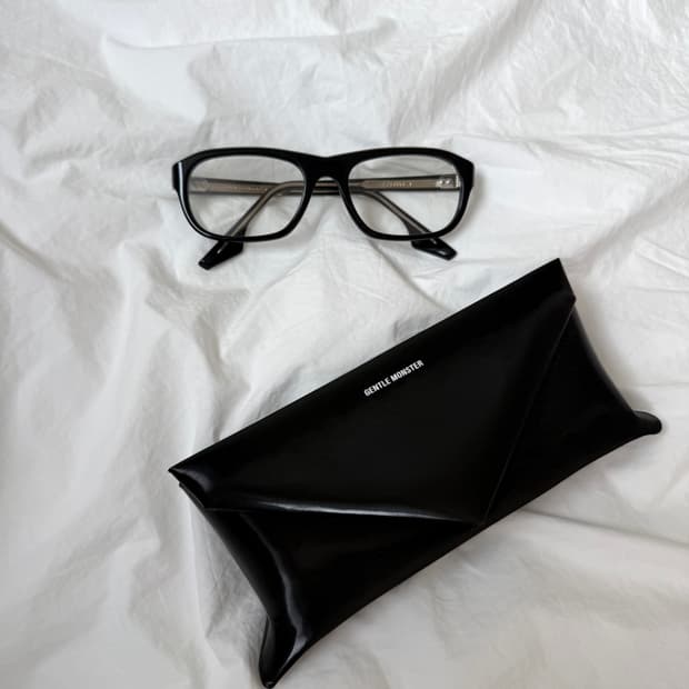 젠틀몬스터 PEBBLE L 블랙