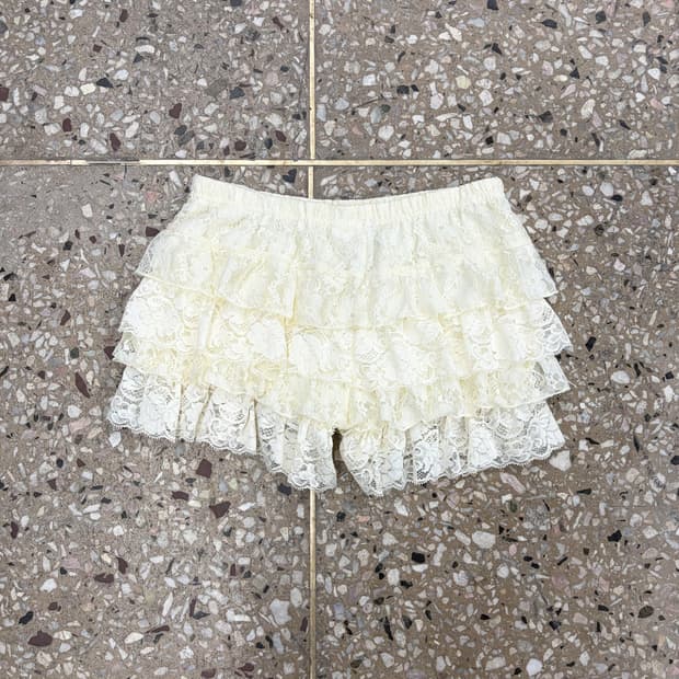 빈티지 레이스 트리밍 핫 쇼츠
