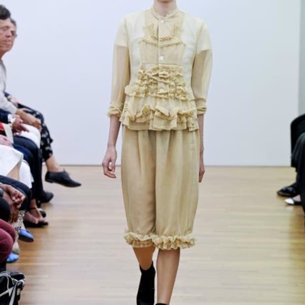 Ruffle Hem Balloon Pants