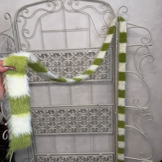Green white stripe fur knit muffler