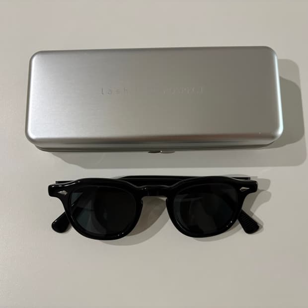 래쉬 레트로스펙트 Sunglasses
