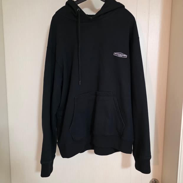 우영미 로고 블랙 후드티 48