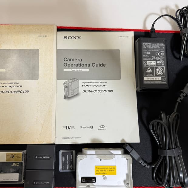 [새상품급]아이유 캠코더 소니 DCR-PC109 핸디캠 디카