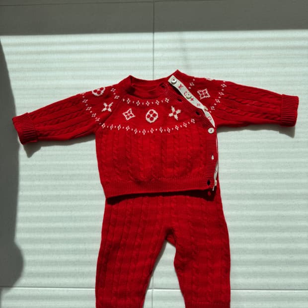 루이비통 아기용 캐시미어 셋업 6m