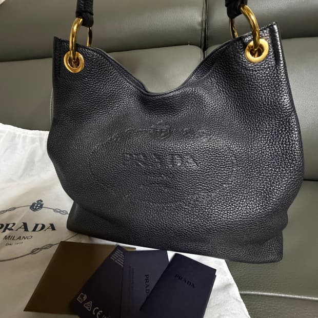 프라다 숄더백