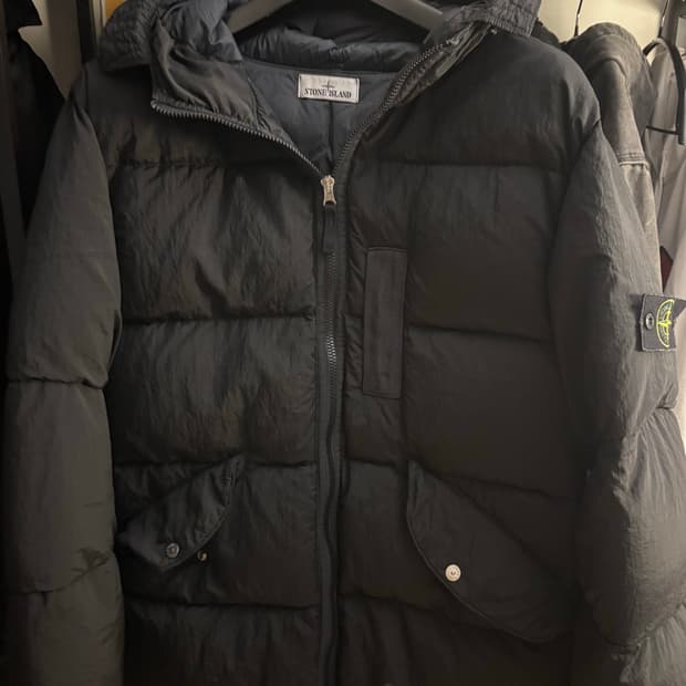 스톤아일랜드 나일론메탈 패딩