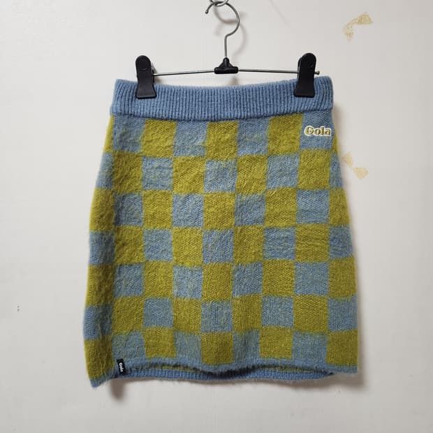 (새상품)Gola 체크패턴 모 스커트