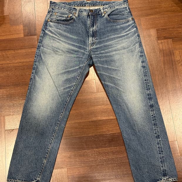 WAREHOUSE LOT 2ND-HAND 1105