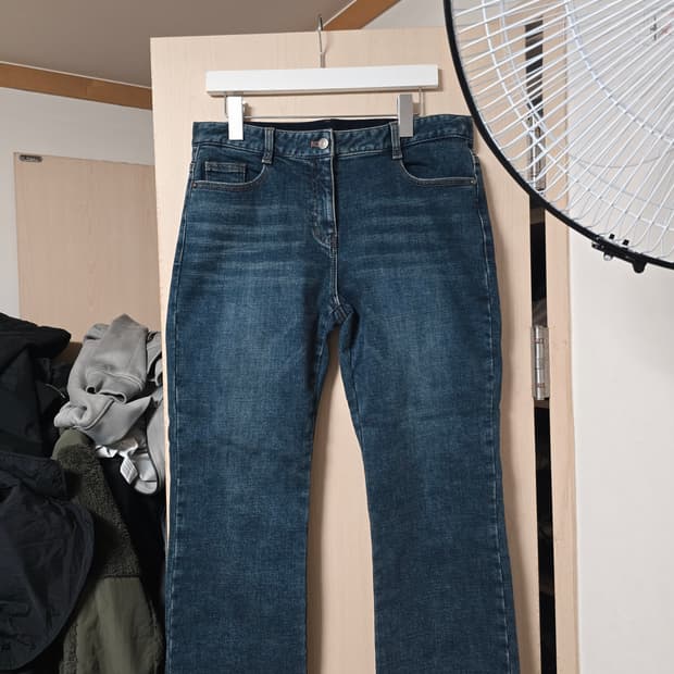 올포유 여성 뒷 이밴드 부츠컷 기모 데님바지
79 