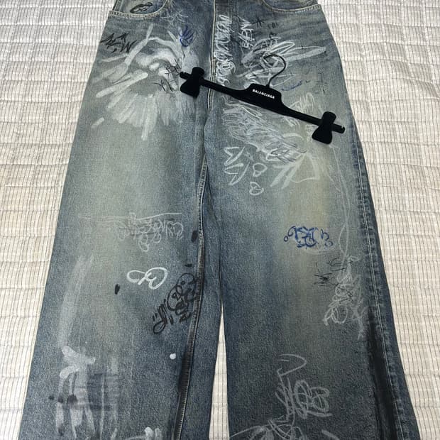[S] 발렌시아가 그래피티 낙서 배기 데님 팬츠
