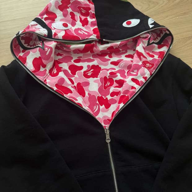 베이프 리버시블 후드집업