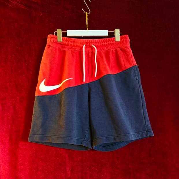 나이키(Nike) NSW 빅스우시
컬러블럭 반바지
xlsize