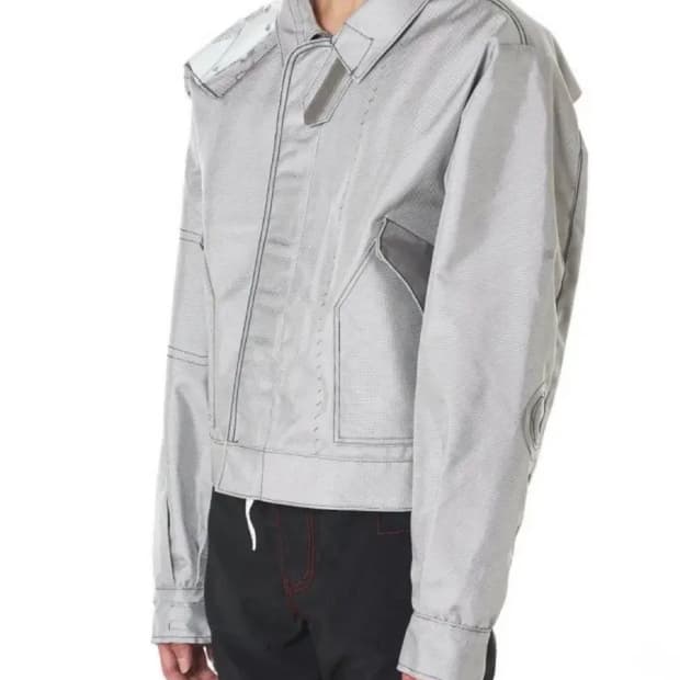 강혁 AW18 에어백 실버 봄버