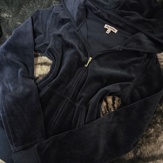 쥬시꾸뛰르 네이비 골드 레터링 후드집업 S