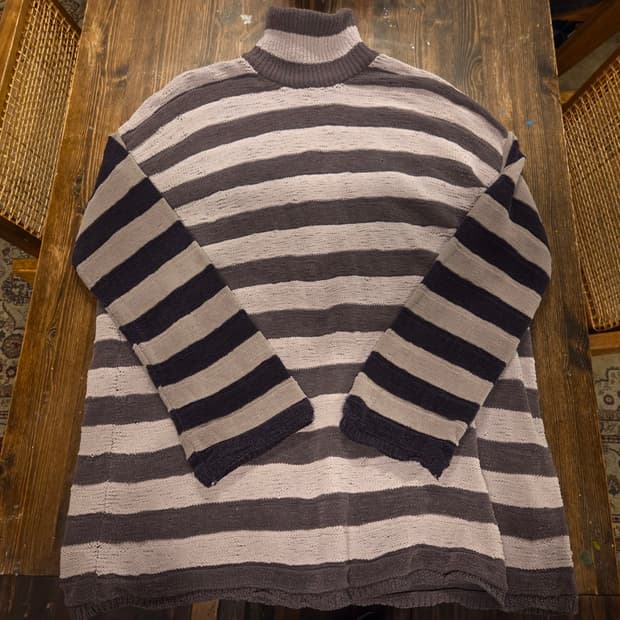 써네이 모호크넥 니트