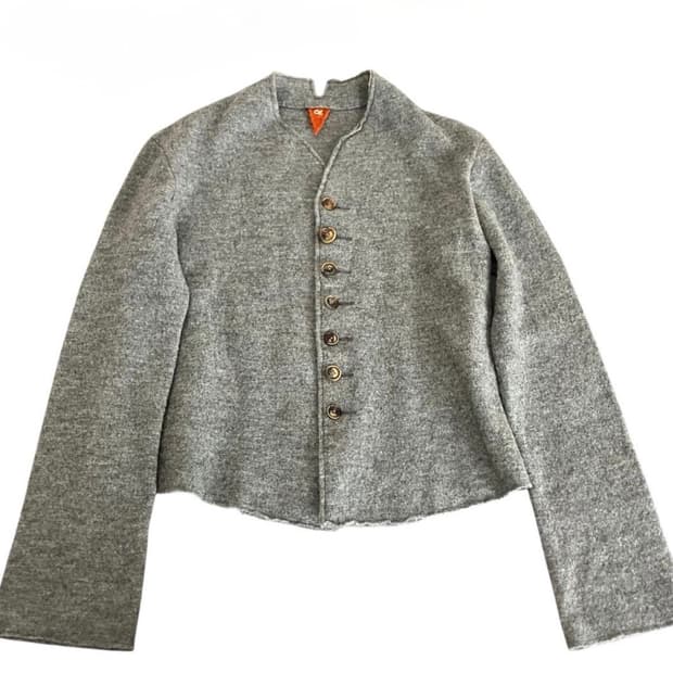 45RPM no collar Cardigan