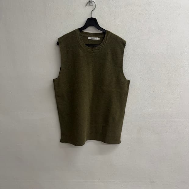 에피그램 니트 베스트 카키 L